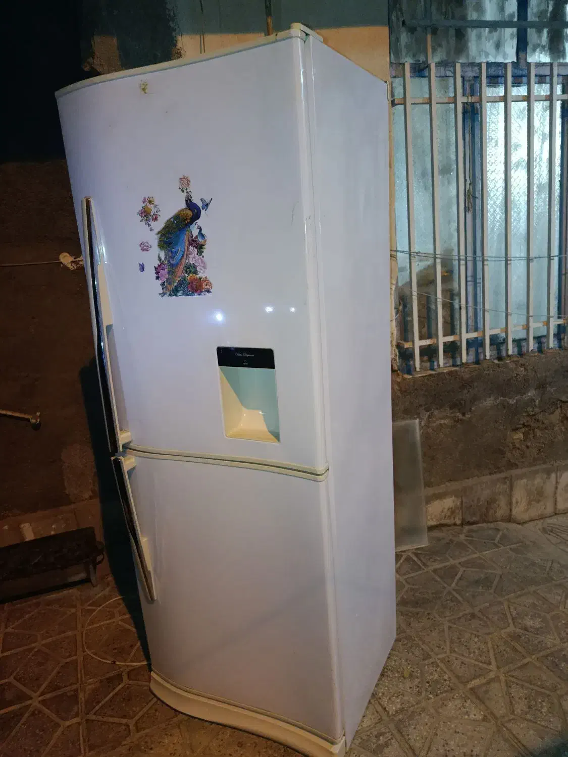 یخچال و فریزر تمیز و سالم|یخچال و فریزر|بروجرد, |دیوار