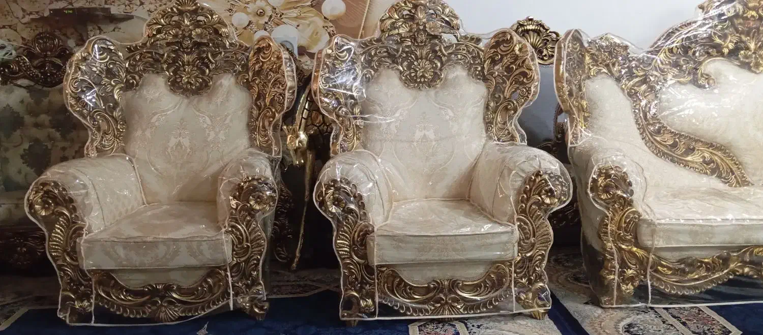 مبل ۹نفره سلطنتی در حد جهیزیه کار تهران|مبلمان خانگی و میز عسلی|تربتحیدریه, فتح المبین|دیوار