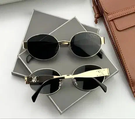 عینک زنانه سلین|بدلیجات|مشهد, عنصری|دیوار