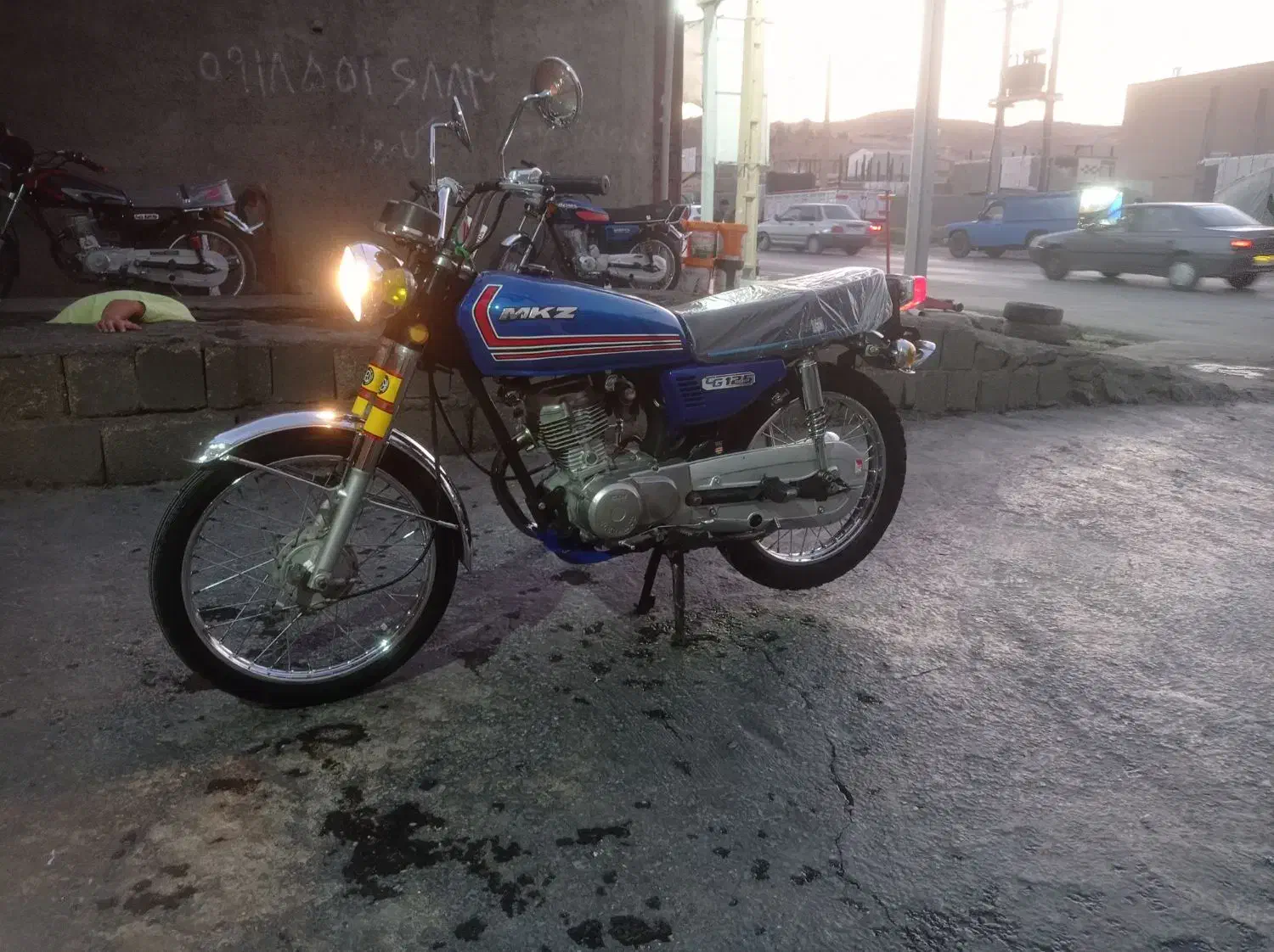 موتور 125|موتورسیکلت|ایلام, |دیوار