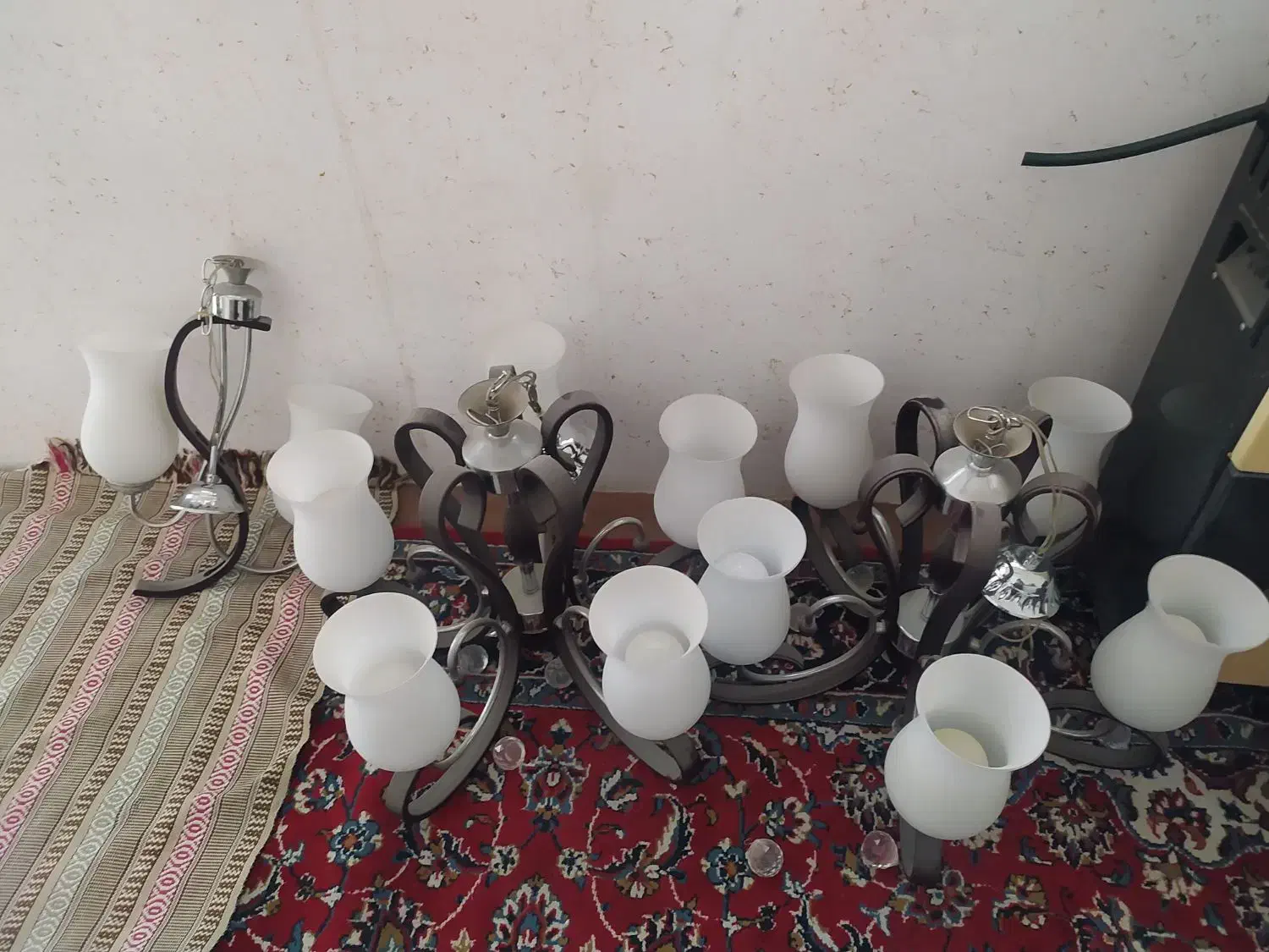 دوتا لوستر ۵ شعله و یک لوستر ۲شعله ست|لوستر و چراغ آویز|شیراز, اصلاحنژاد|دیوار