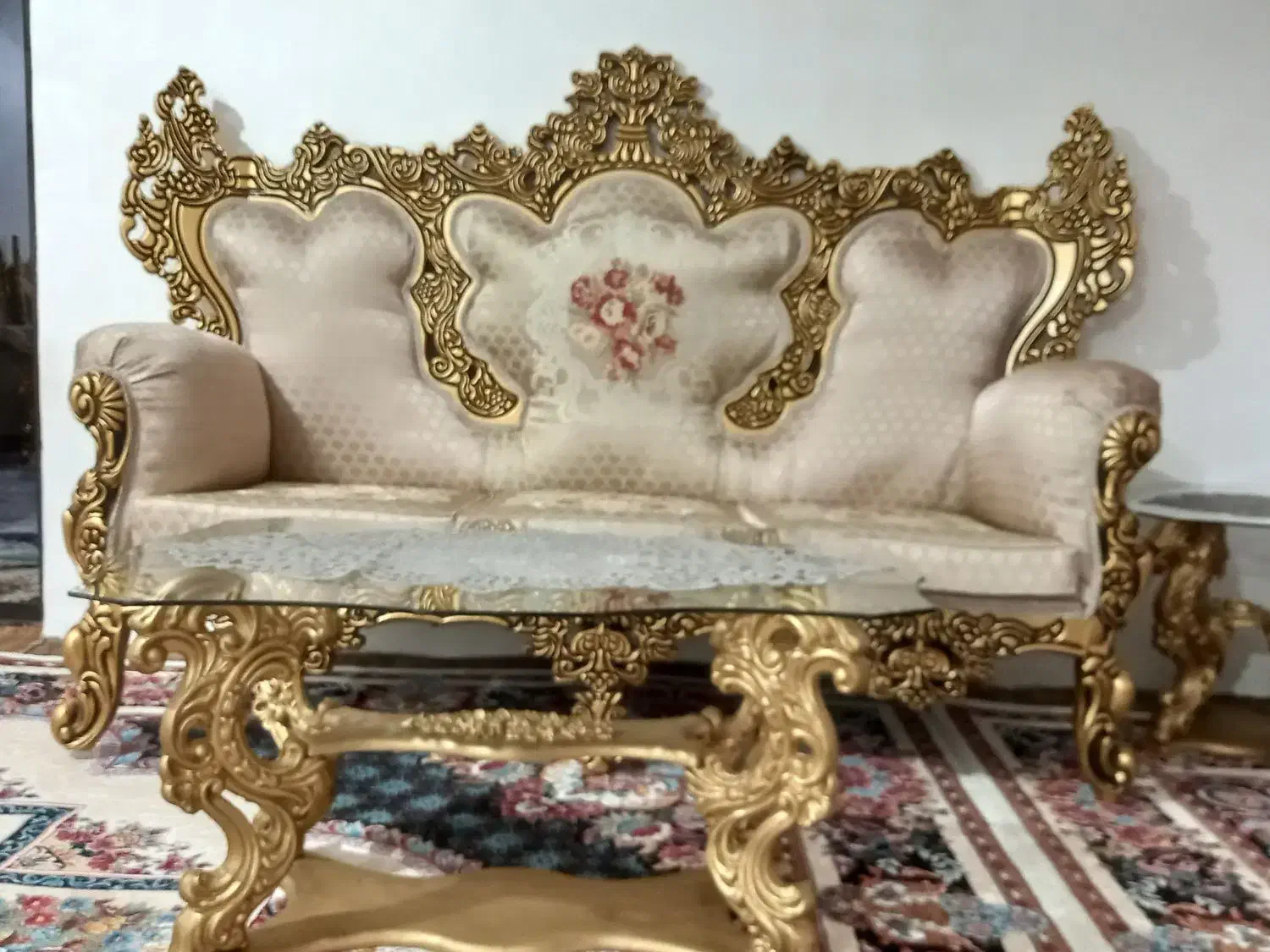 فروش|مبلمان خانگی و میز عسلی|ورزقان, |دیوار