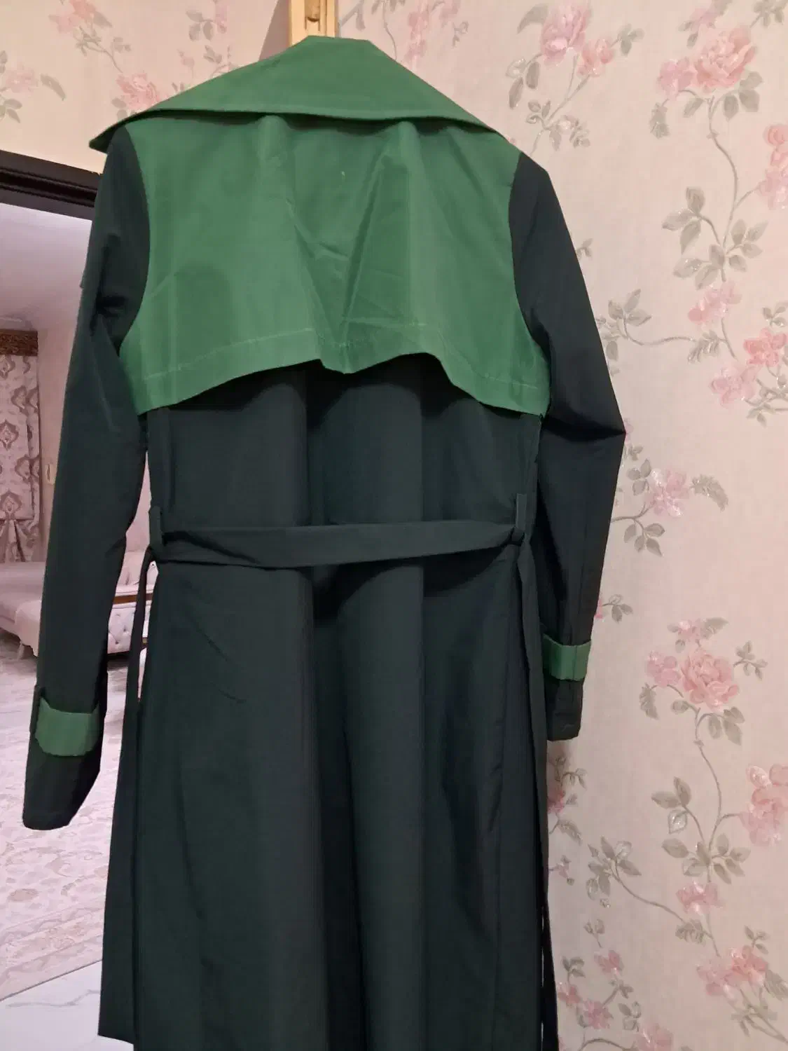 بارانی|لباس|اردبیل, |دیوار