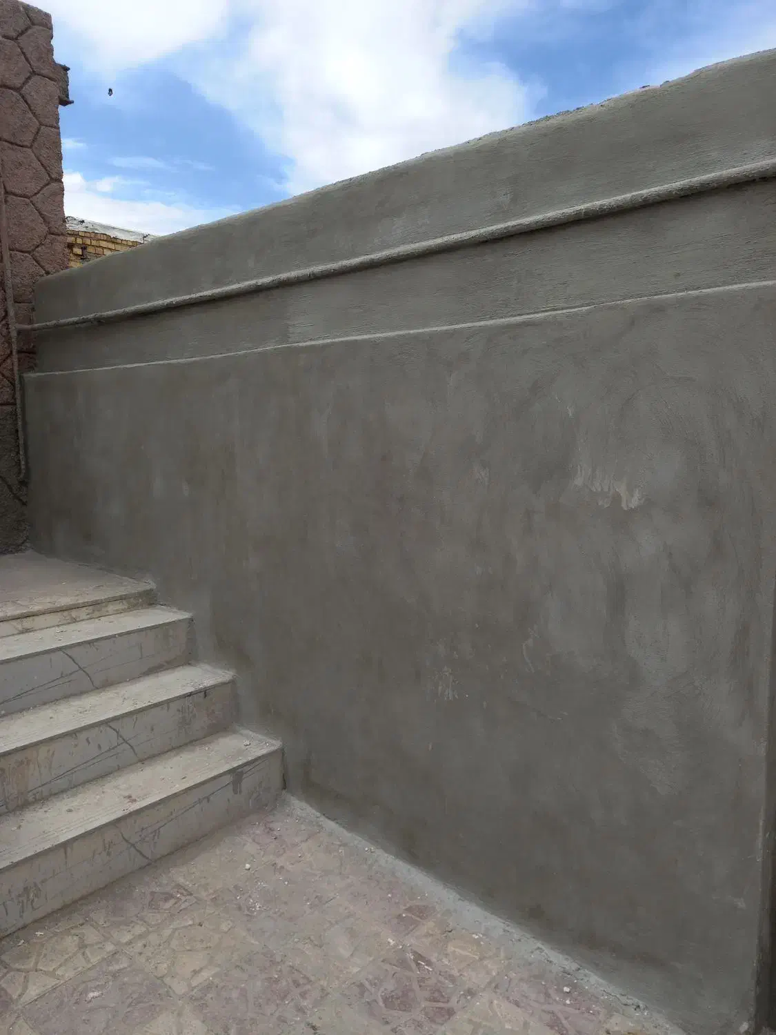 سیمان کاری .رنگ کاری.دیوار چینی.|خدمات پیشه و مهارت|طبس, |دیوار