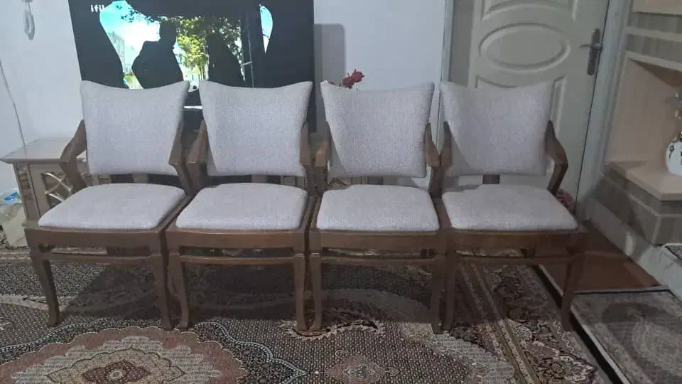 ۴ عددصندلی نهار خوری|میز و صندلی غذاخوری|تبریز, |دیوار