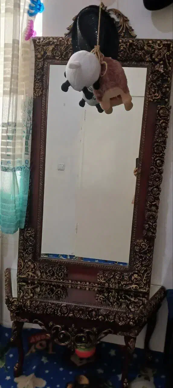 اینه شمعدان در حدنو|آینه|صفادشت, |دیوار