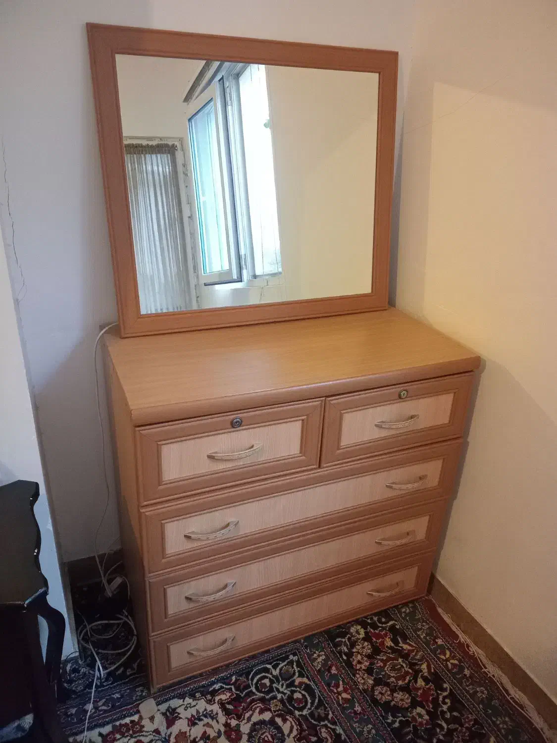 دراور|جاکفشی، کمد، دراور|علی‌آباد کتول, |دیوار