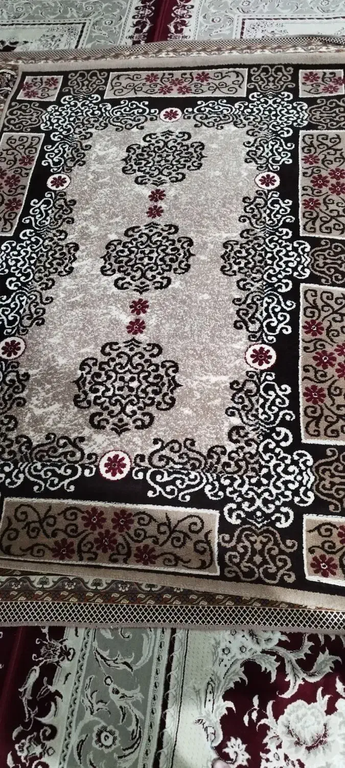 گلیم فرش در حد خشک|فرش|کلاله, |دیوار