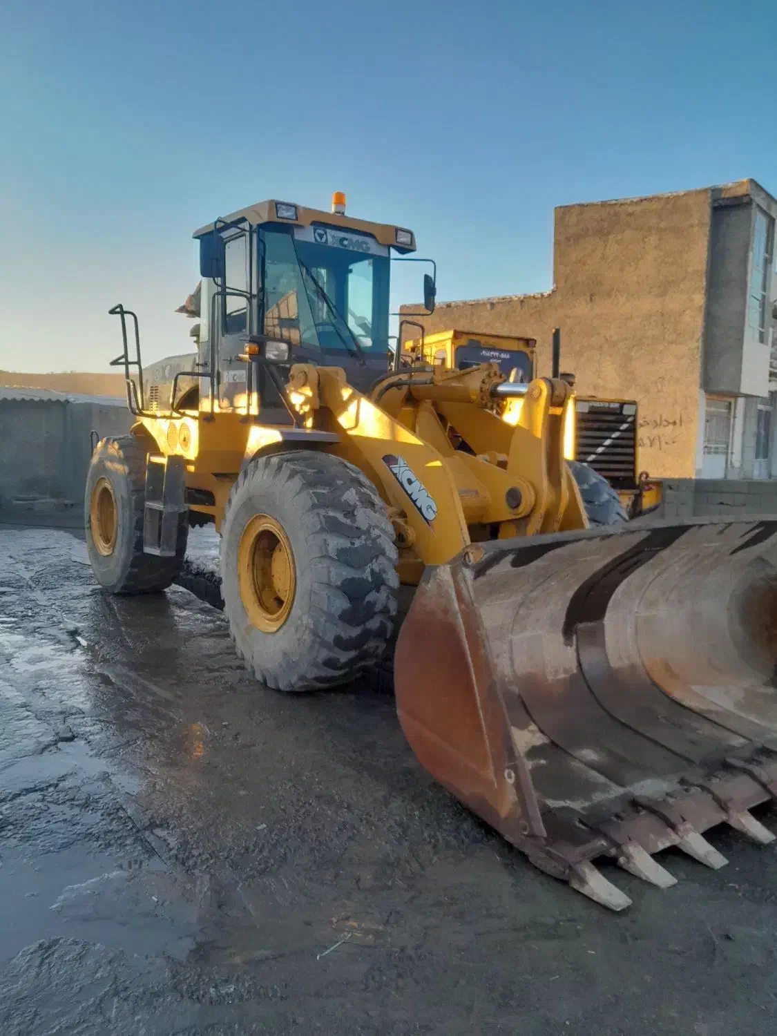 فروش یک ستگاه لودر زدال 50ایکس سی ام جی|خودرو سنگین|کامیاران, |دیوار