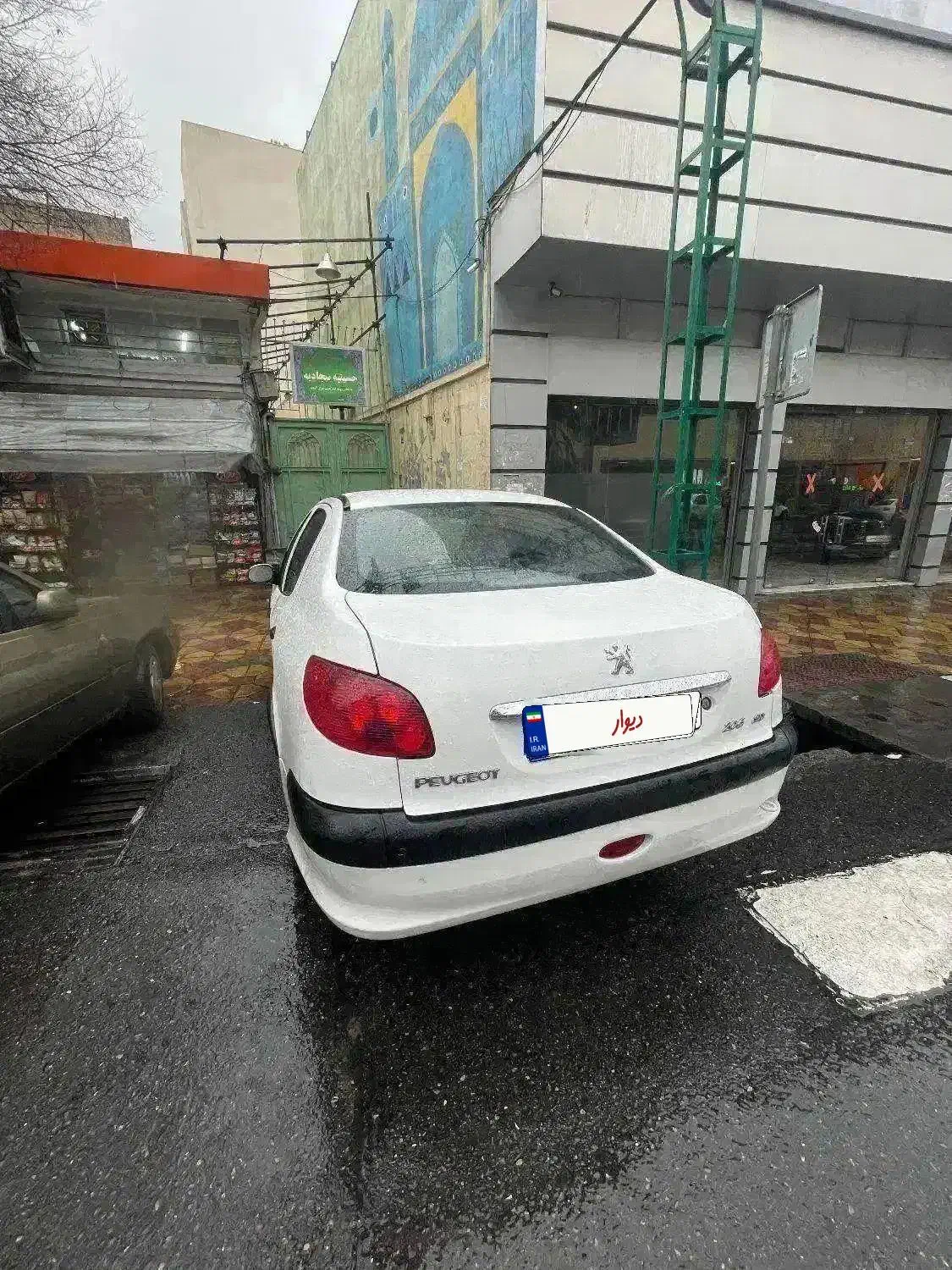 پژو ۲۰۶ SD V8 مدل ۹۸|خودرو سواری و وانت|تهران, نظام‌آباد|دیوار