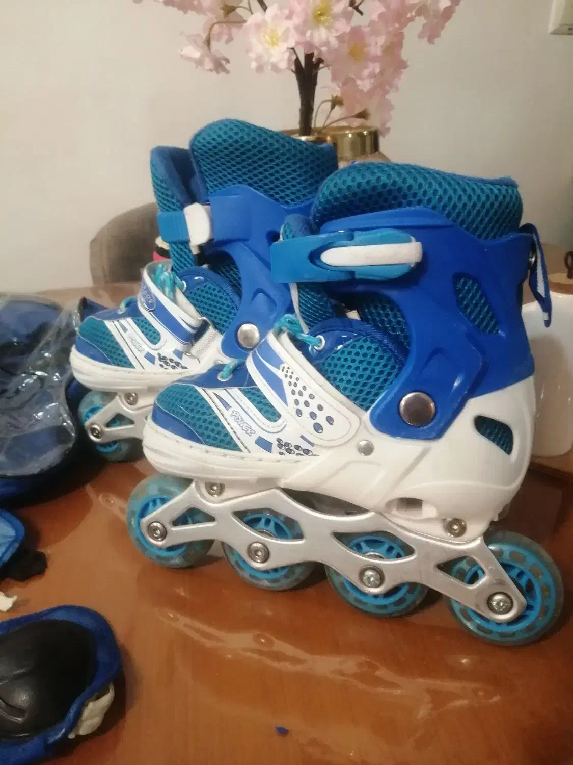 اسکیت ژله ای تمیز خارجی|دوچرخه، اسکیت، اسکوتر|صدرا-فارس, فاز ۱|دیوار