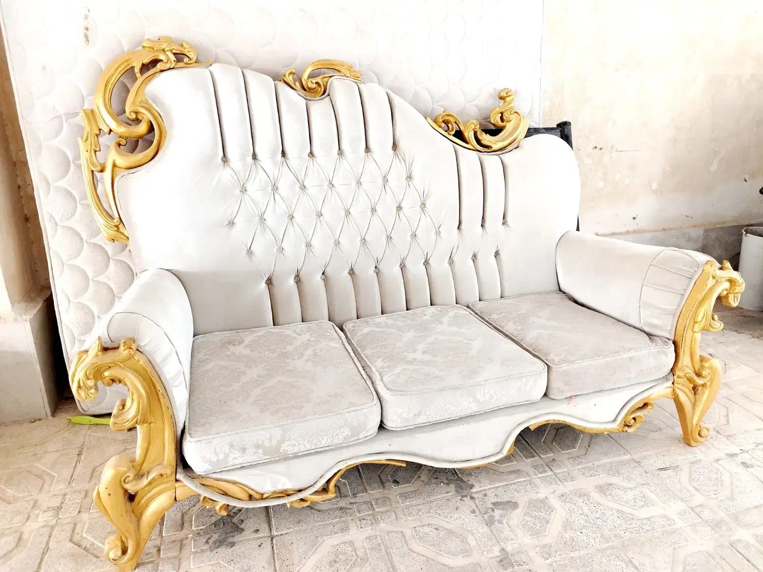 مبلمان خانگی|مبلمان خانگی و میز عسلی|قشم, |دیوار