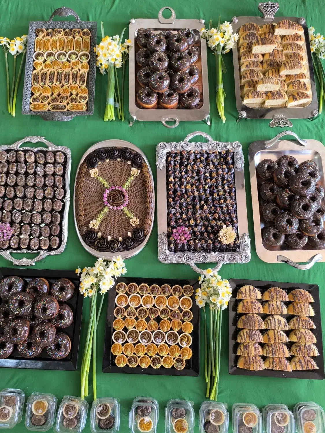 انواع کیک و حلوا (آماده همکاری با کافه ها)|خدمات پذیرایی، مراسم|دوگنبدان, |دیوار