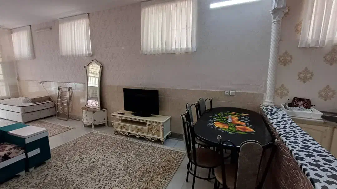 سوییت مبله ، تاپ لوکیشن|اجارهٔ کوتاهمدت آپارتمان و سوئیت|قم, زنبیل آباد|دیوار