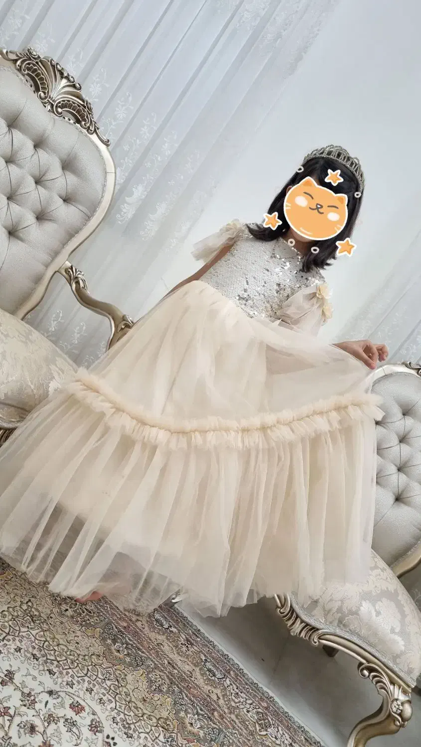 لباس مجلسی|لباس|سلماس, |دیوار