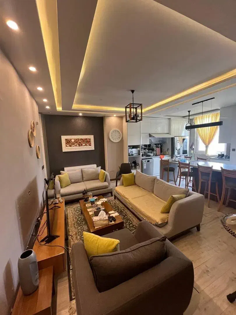 65متر 1خواب*طبقه چهارم *فول بازسازی *طوقانی *