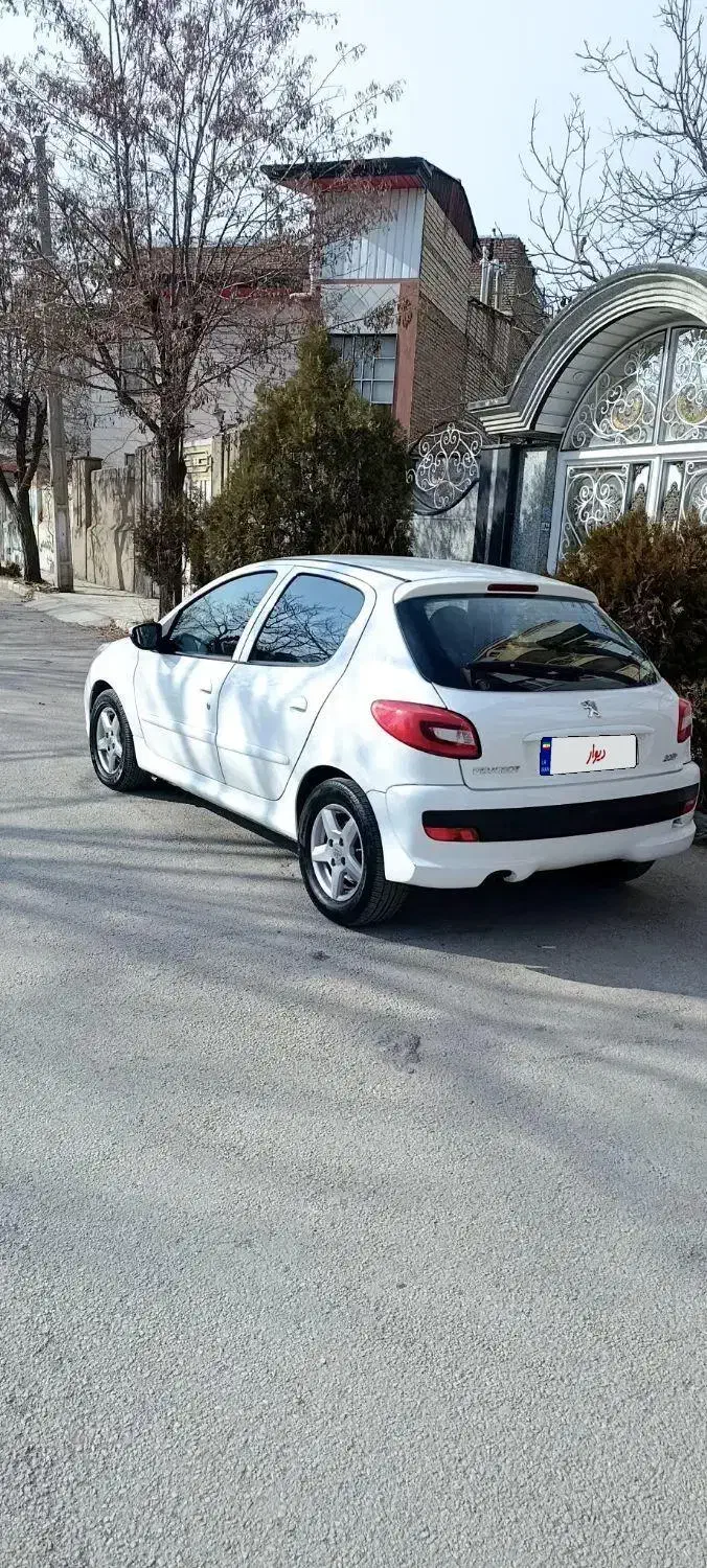 ۲۰۷ مدل ۹۷|خودرو سواری و وانت|همدان, |دیوار