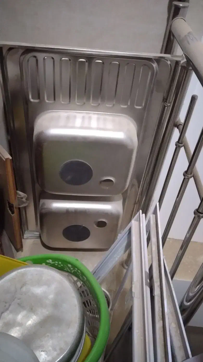 سینک ظرفشویی|آب‌چکان و نظم‌دهنده ظروف|قم, تولید دارو و یخچال|دیوار