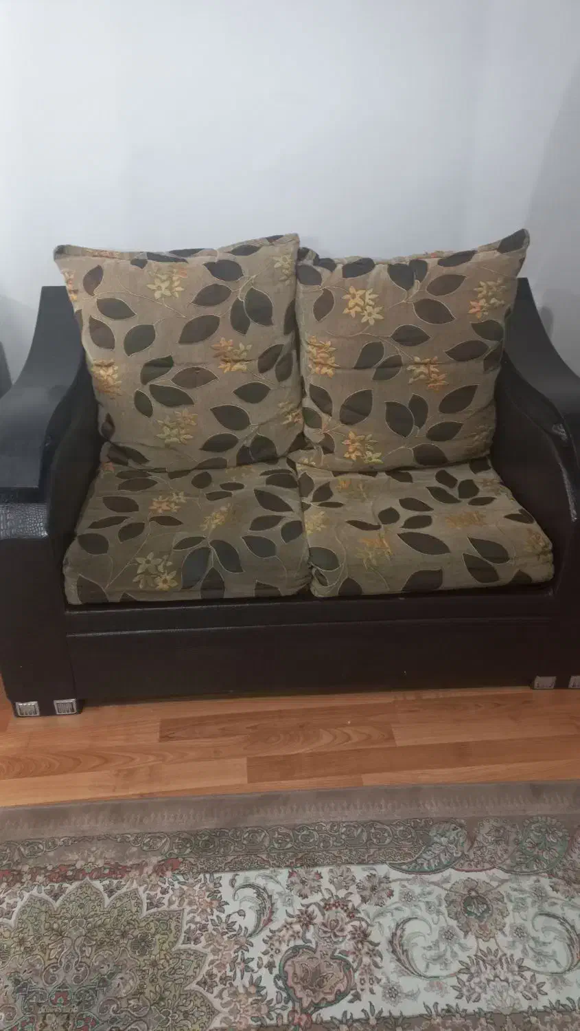 مبل ۷نفره چرمی|مبلمان خانگی و میز عسلی|کرمان, |دیوار