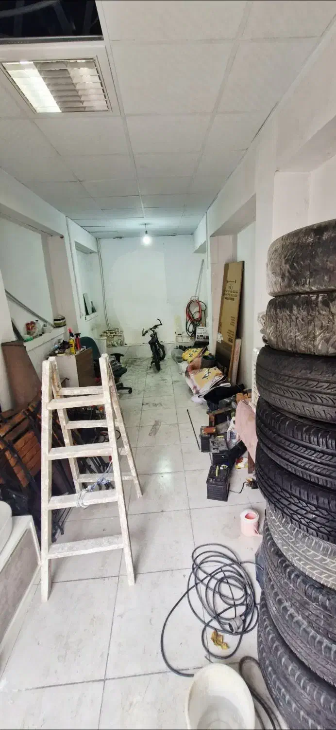 30متر مغازه یا انباری|اجارهٔ مغازه و غرفه|تهران, خاک سفید|دیوار