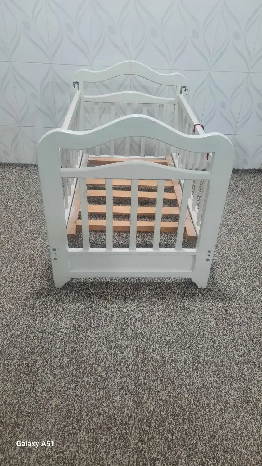 گهواره ثابت و متحرک کودک|تخت و صندلی بچه|اندیمشک, |دیوار