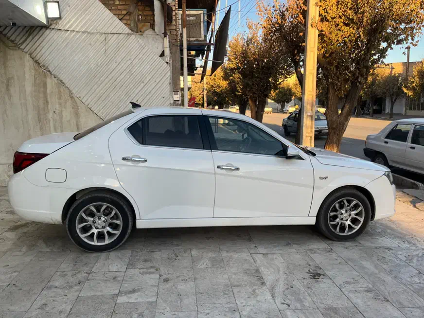 دنا توربو ۱۴۰۱پنج دنده|خودرو سواری و وانت|سیرجان, |دیوار