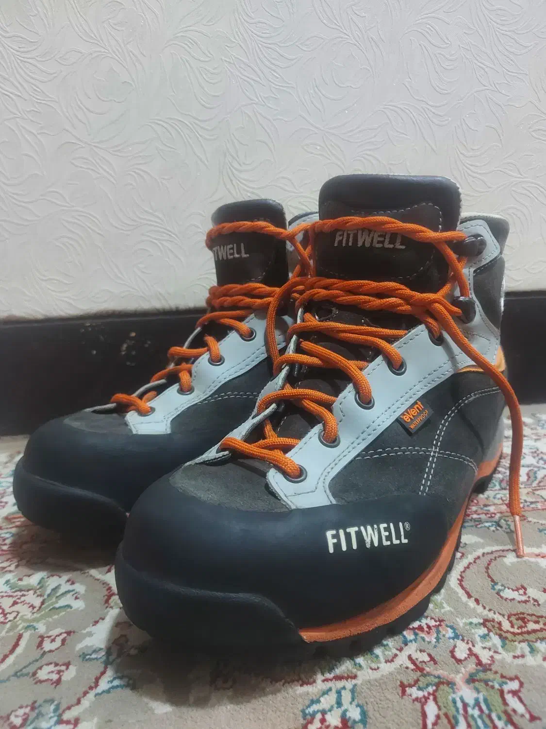 کفش کوهنوردی و قله برند FITWELL ایتالیا|کوهنوردی و کمپینگ|شیراز, شهرک مطهری|دیوار