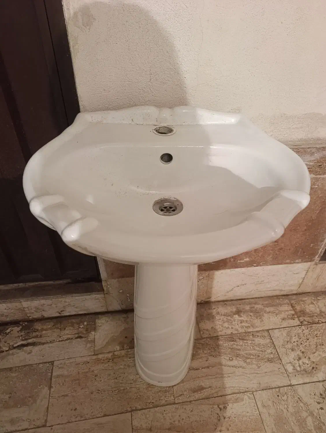 روشویی|لوازم سرویس بهداشتی|رشت, گلزاران|دیوار