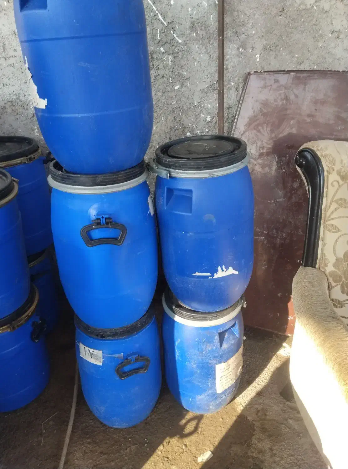 دبه و بشکه زیادن د پنیر در دار|ظروف نگهدارنده، پلاستیکی، یکبارمصرف|رشت, ولکس|دیوار