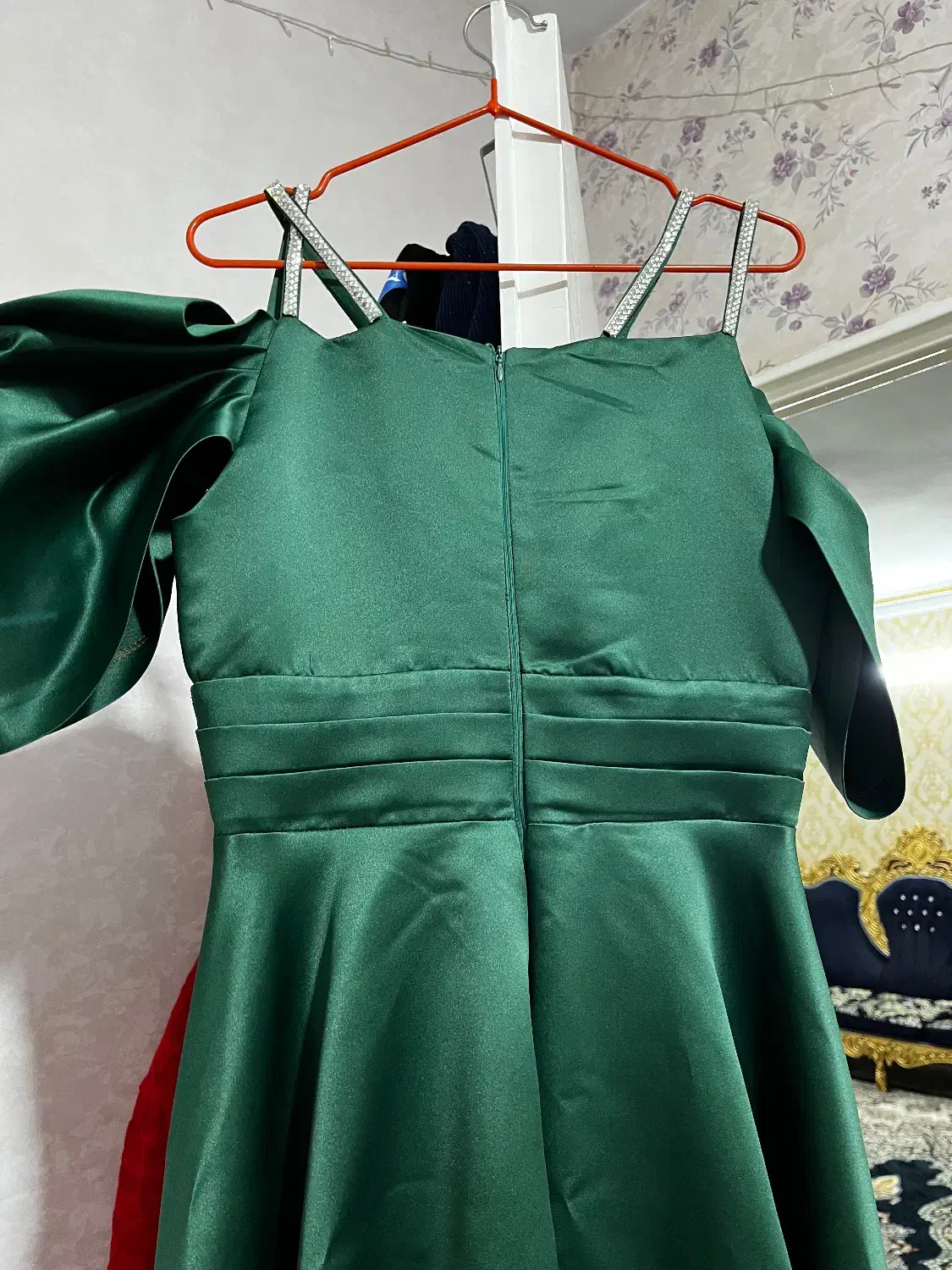 لباس مجلسی دخترانه|لباس|شهریار, شهریار|دیوار