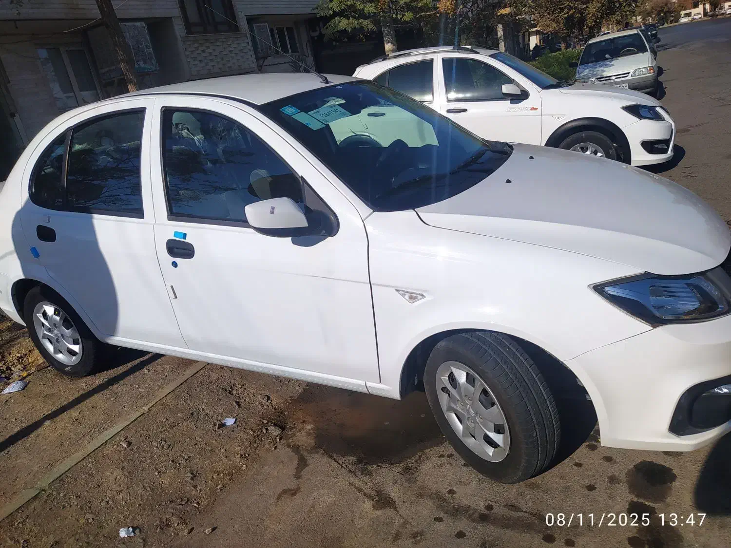 ساینا 1402|خودرو سواری و وانت|کاشان, شهرک انقلاب|دیوار