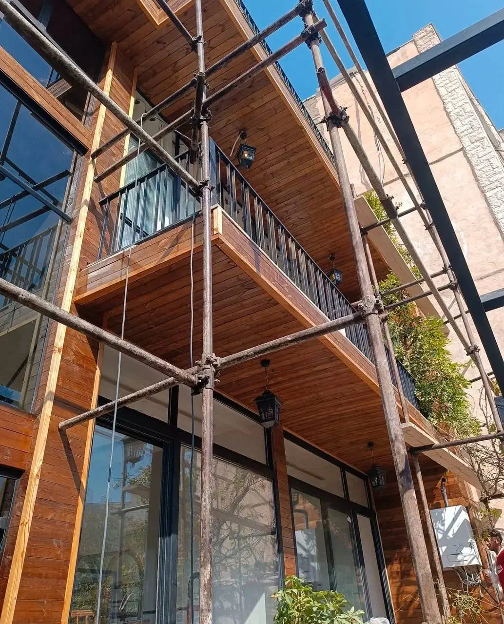 بازسازی کامل ساختمان در یزد با مشاوره رایگان|خدمات پیشه و مهارت|یزد, |دیوار