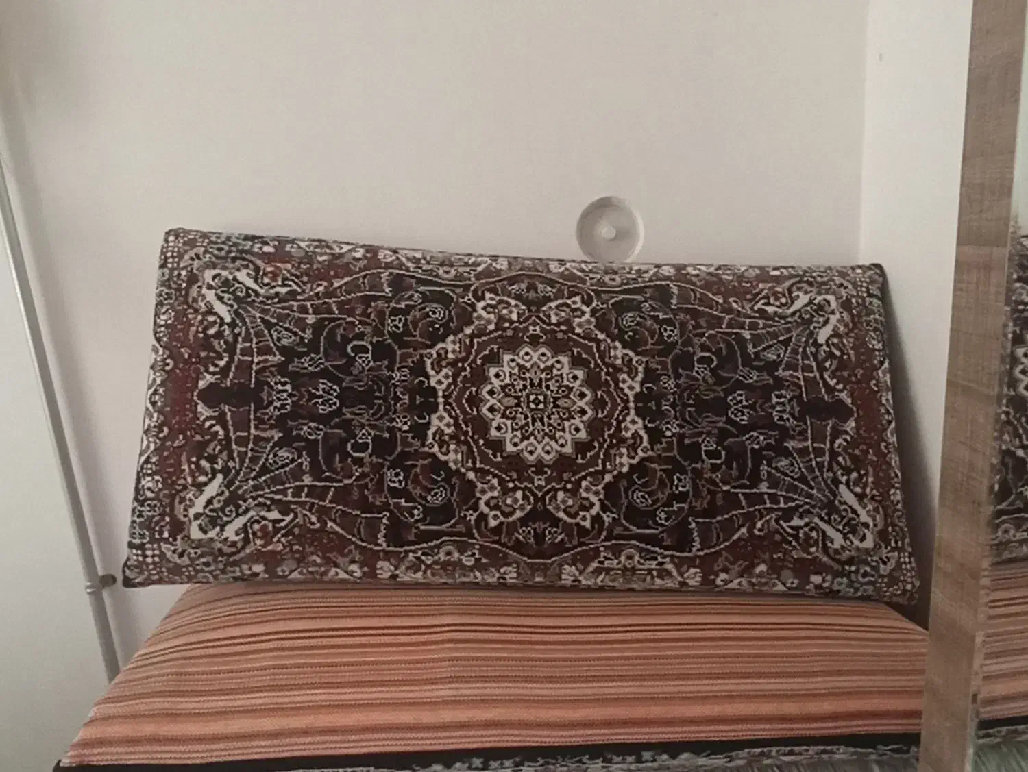 پشتی|پشتی|تربت جام, مسکن مهر|دیوار