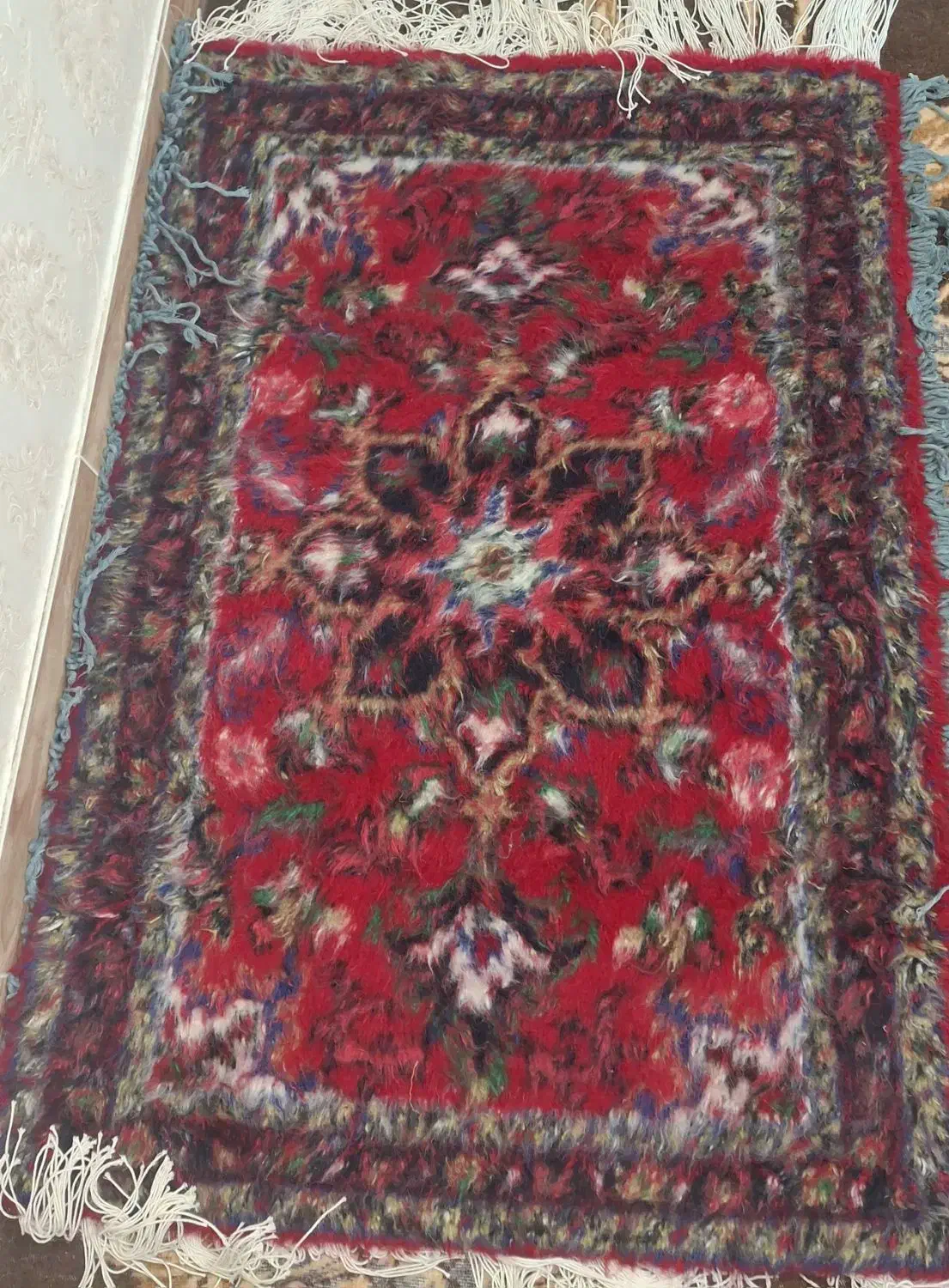 زرنیم|فرش|ارومیه, |دیوار