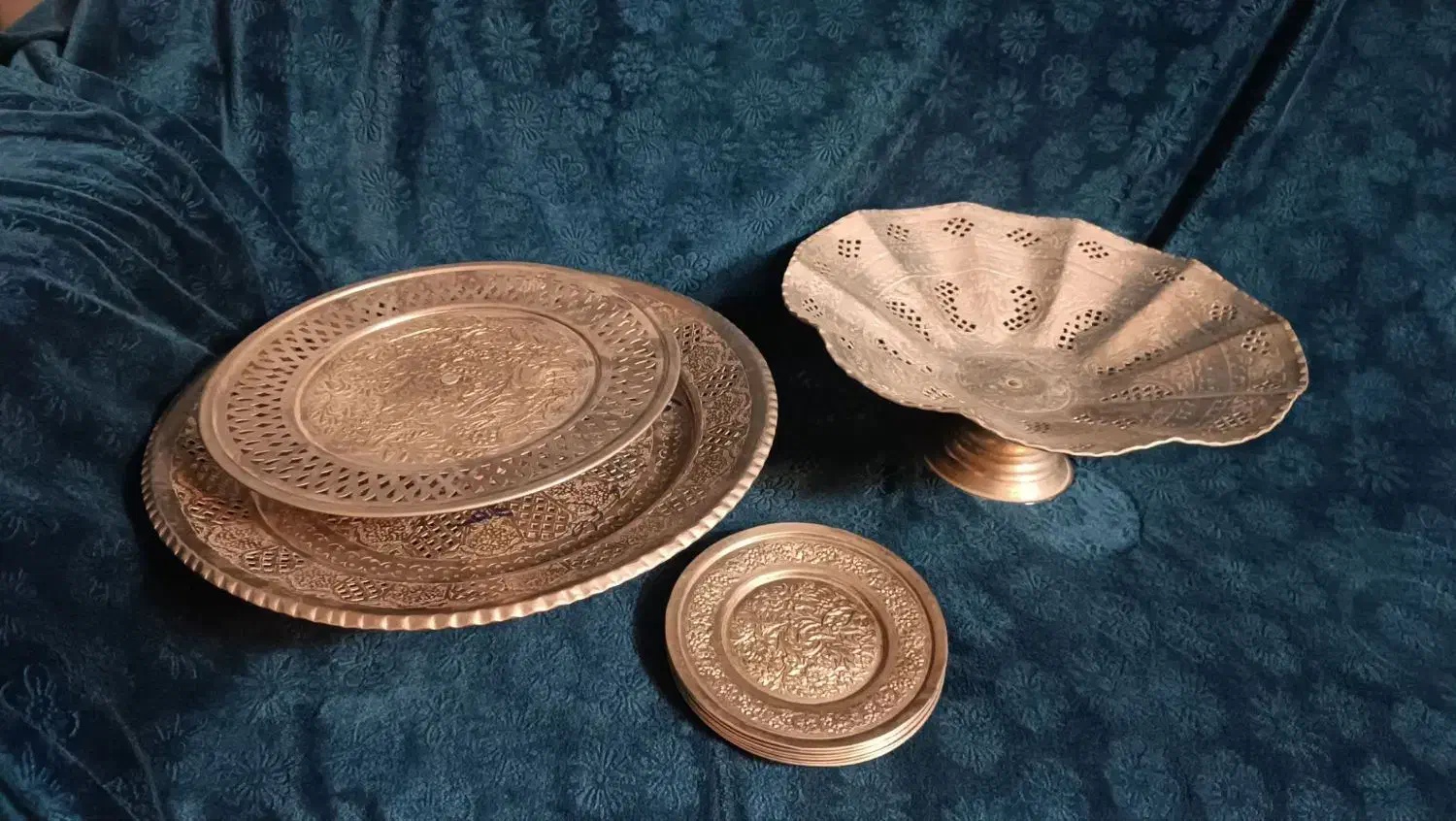 سرویس مس قدیمی|ظروف سرو و پذیرایی|کرمان, |دیوار