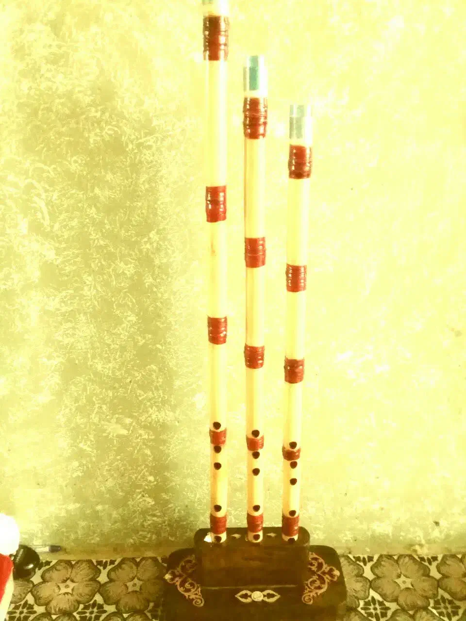 نی کلهر|سازهای بادی|قم, آذر (نکویی)|دیوار