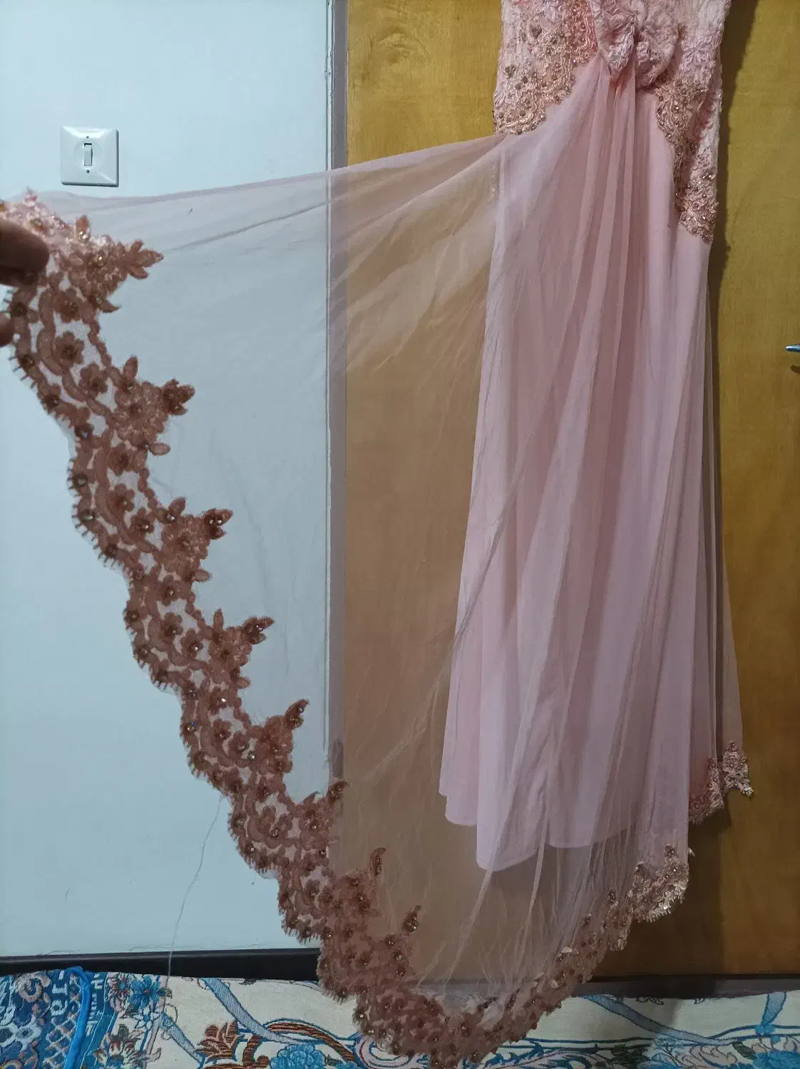 لباس مجلسی|لباس|همدان, |دیوار
