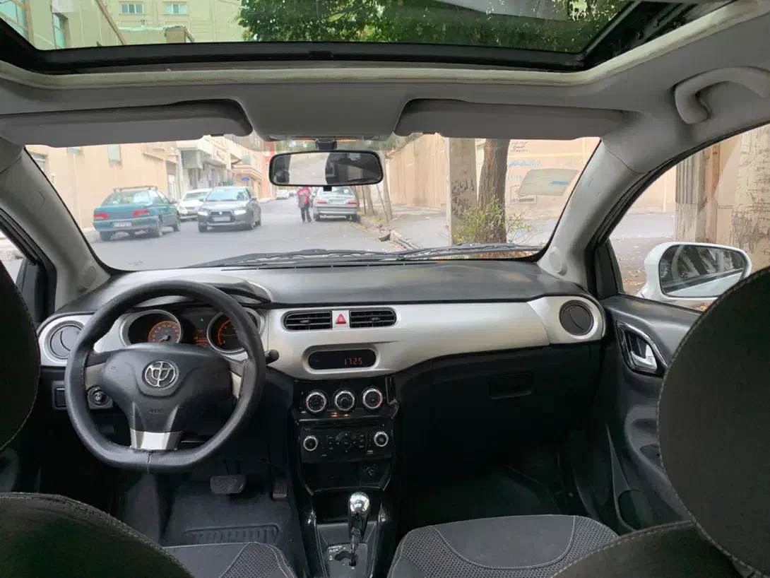 برلیانس ۲۲۰ اتومات|خودرو سواری و وانت|تبریز, |دیوار