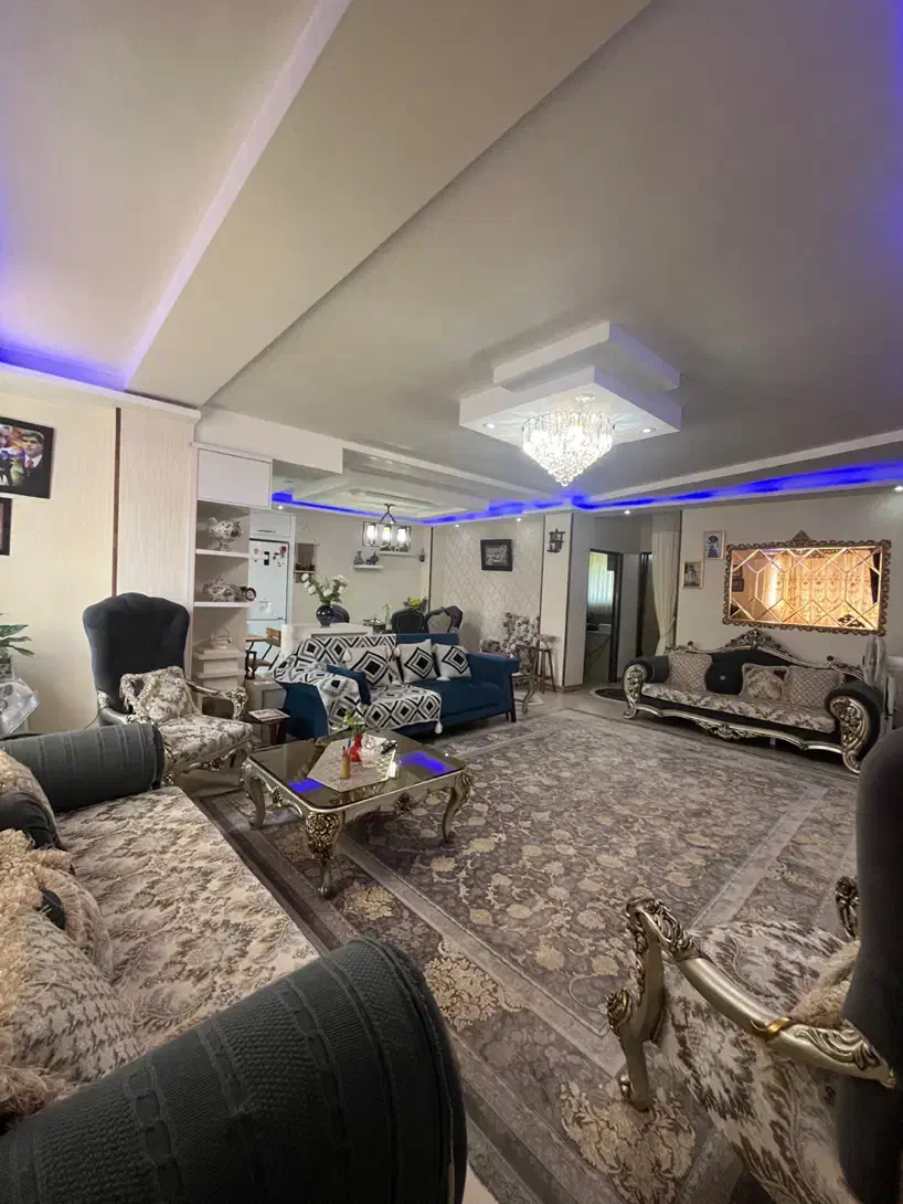 تک واحد شکاری ۱۲۲ متر ۳ خواب دو پارکینگ سنددار|فروش آپارتمان|رشت, یخسازی|دیوار