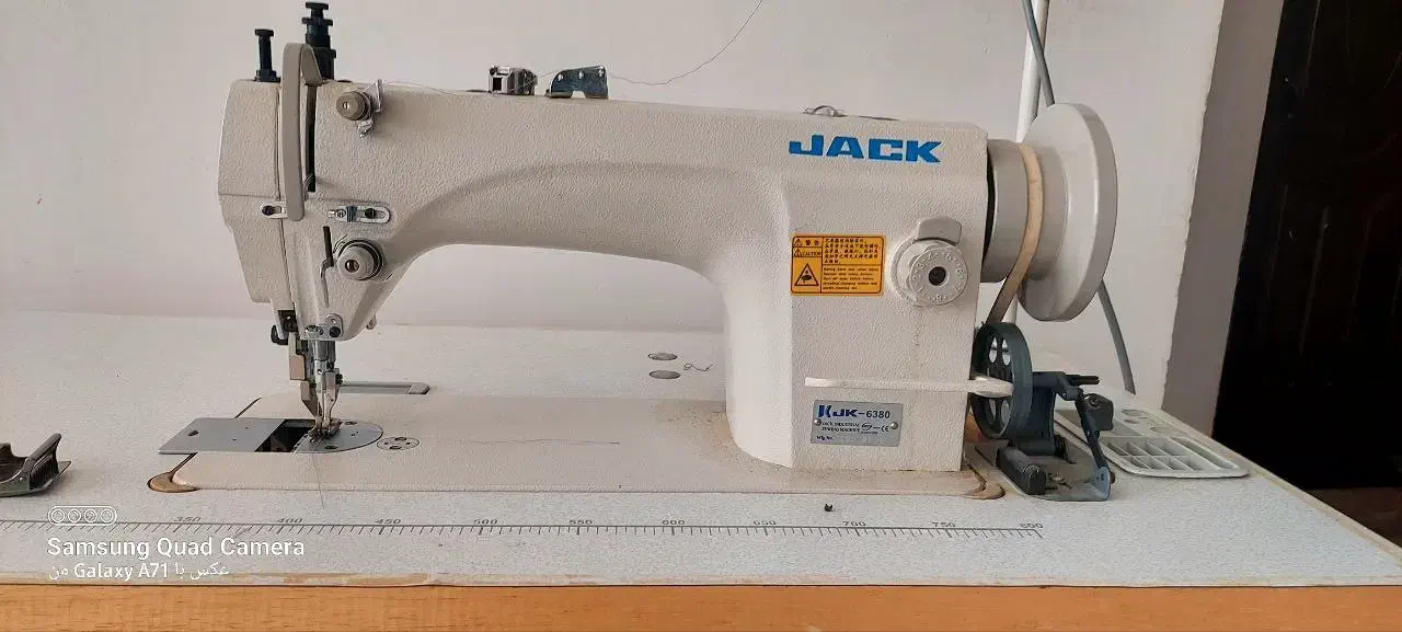 چرخ صنعتی ضخیم دوز|چرخ خیاطی و ریسندگی|اسفراین, |دیوار