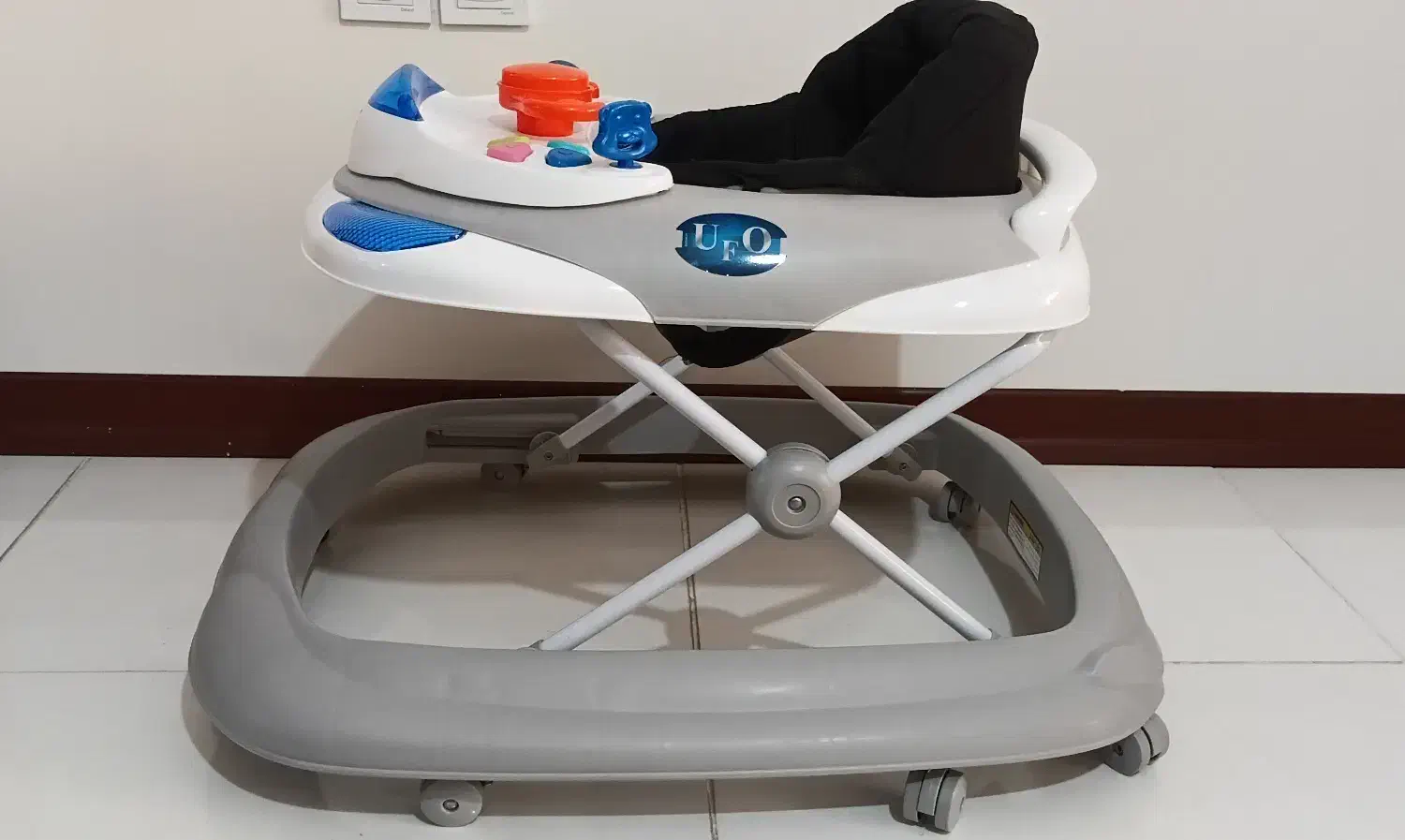 روروئک|کالسکه و لوازم جانبی|فردیس, فردیس|دیوار