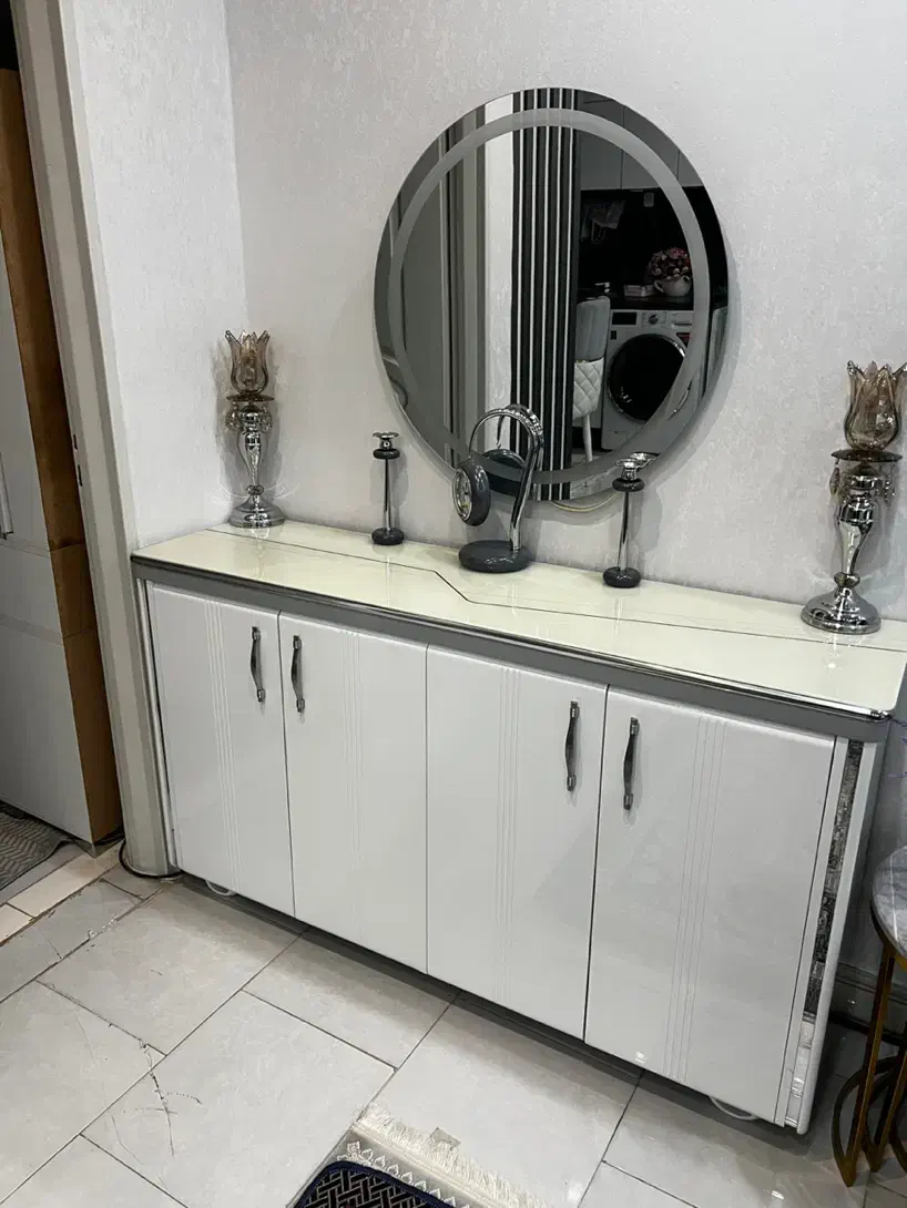 کونسول و آینه چراغ دار و میز تی وی|بوفه، ویترین، کنسول|اسلام‌شهر, مطهری|دیوار