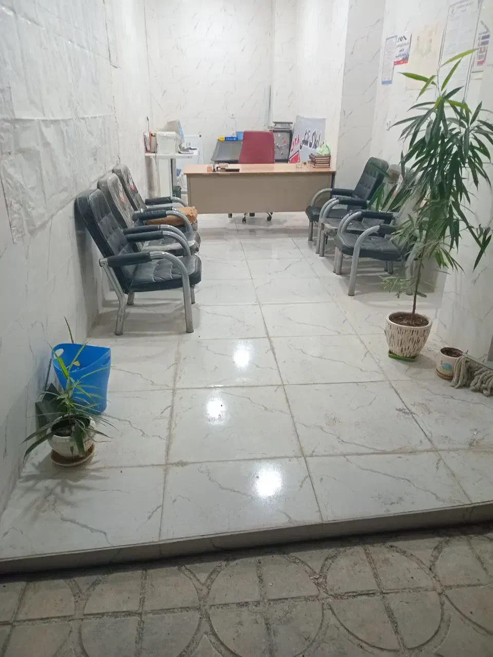 فروش میز و صندلی بنگاه|دفتر کار|ایلام, |دیوار