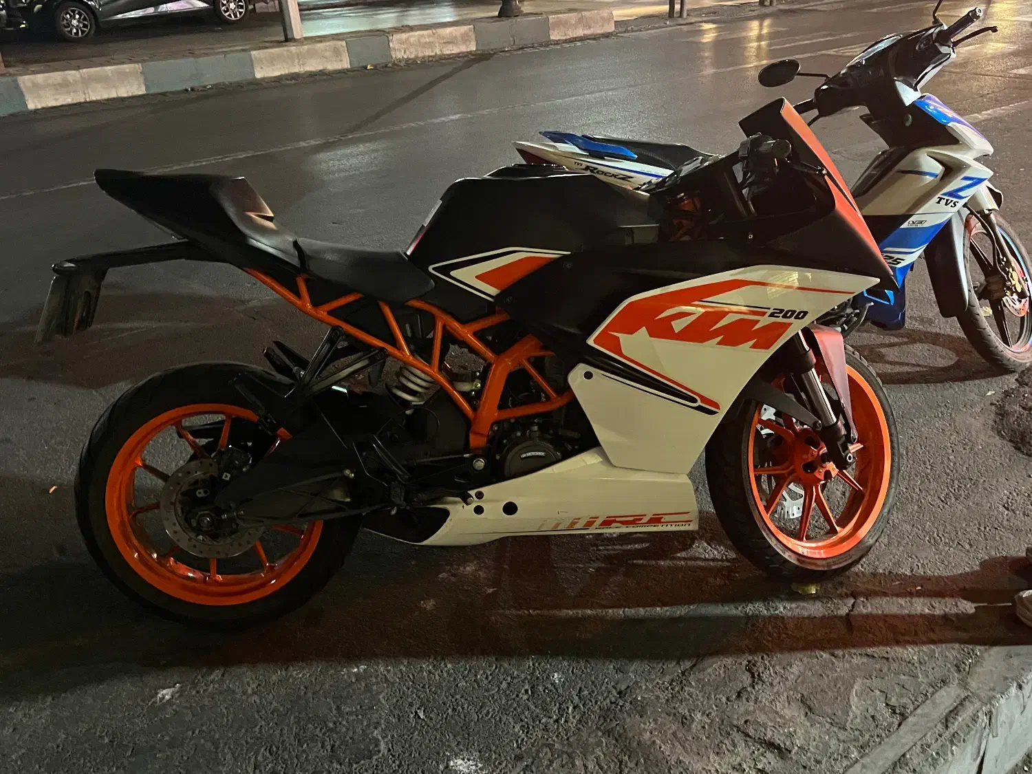 کی تی ام rc 200 لازرورق|موتورسیکلت|تهران, شمشیری|دیوار