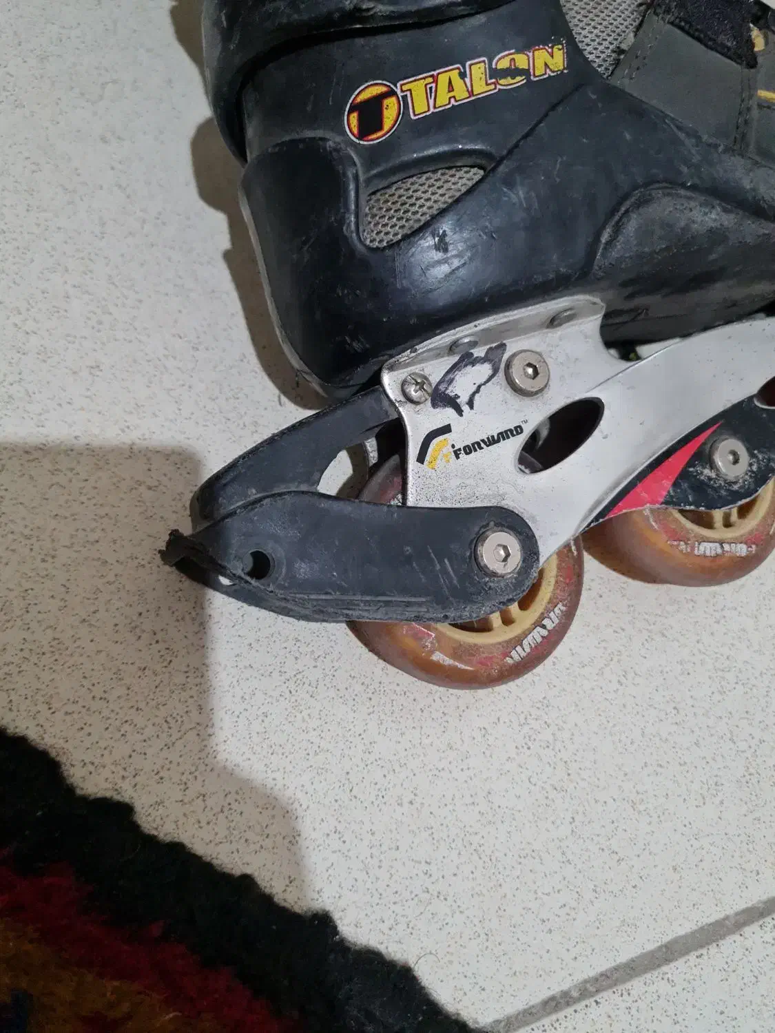 اسکیت سایز ۳۸|دوچرخه، اسکیت، اسکوتر|تبریز, |دیوار