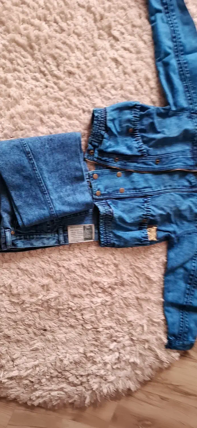 کاپشن شلوار لی از برند امریکایی|کفش و لباس بچه|ساری, |دیوار