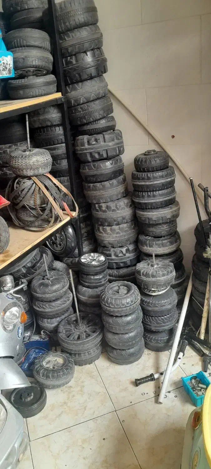 لوازم ماشین شارژی و موتور شارژی و اسکوتر|اسباببازی بچه|یزد, |دیوار