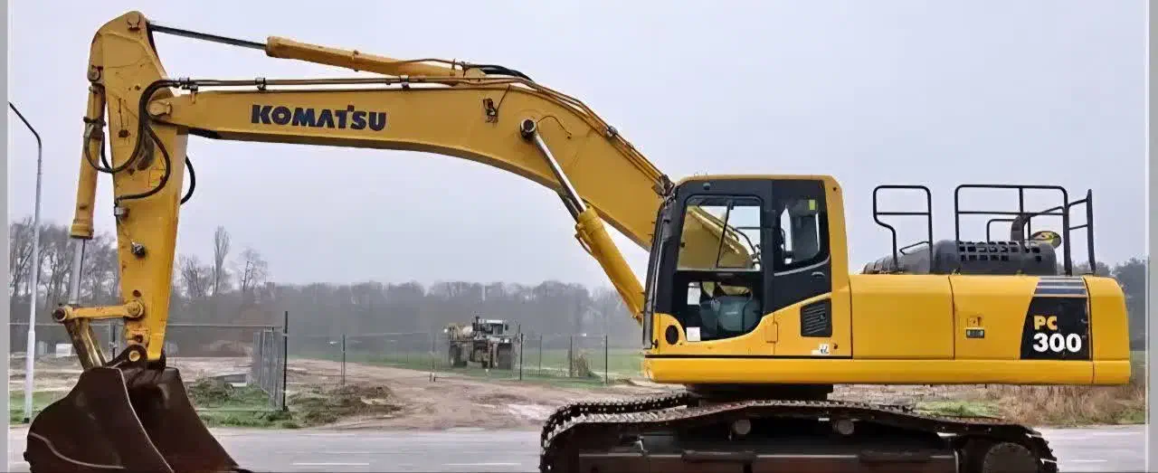خدمات بیل مکانیکی 300 و 200 کوماتسو خط 7 معادن|ماشین‌آلات صنعتی|ساوه, |دیوار