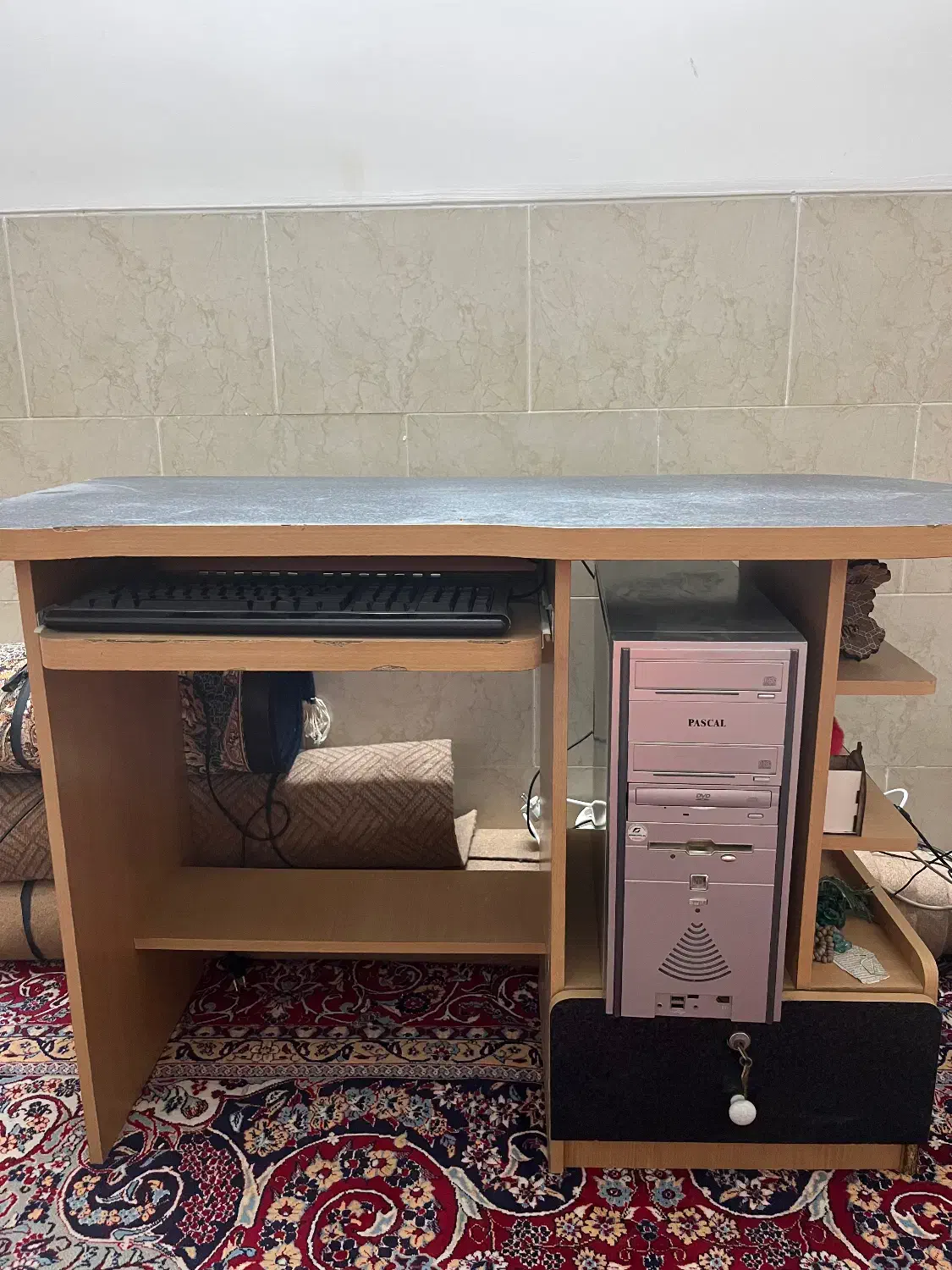 فروش میزکامپیوتر|میز تحریر و کامپیوتر|یزد, |دیوار