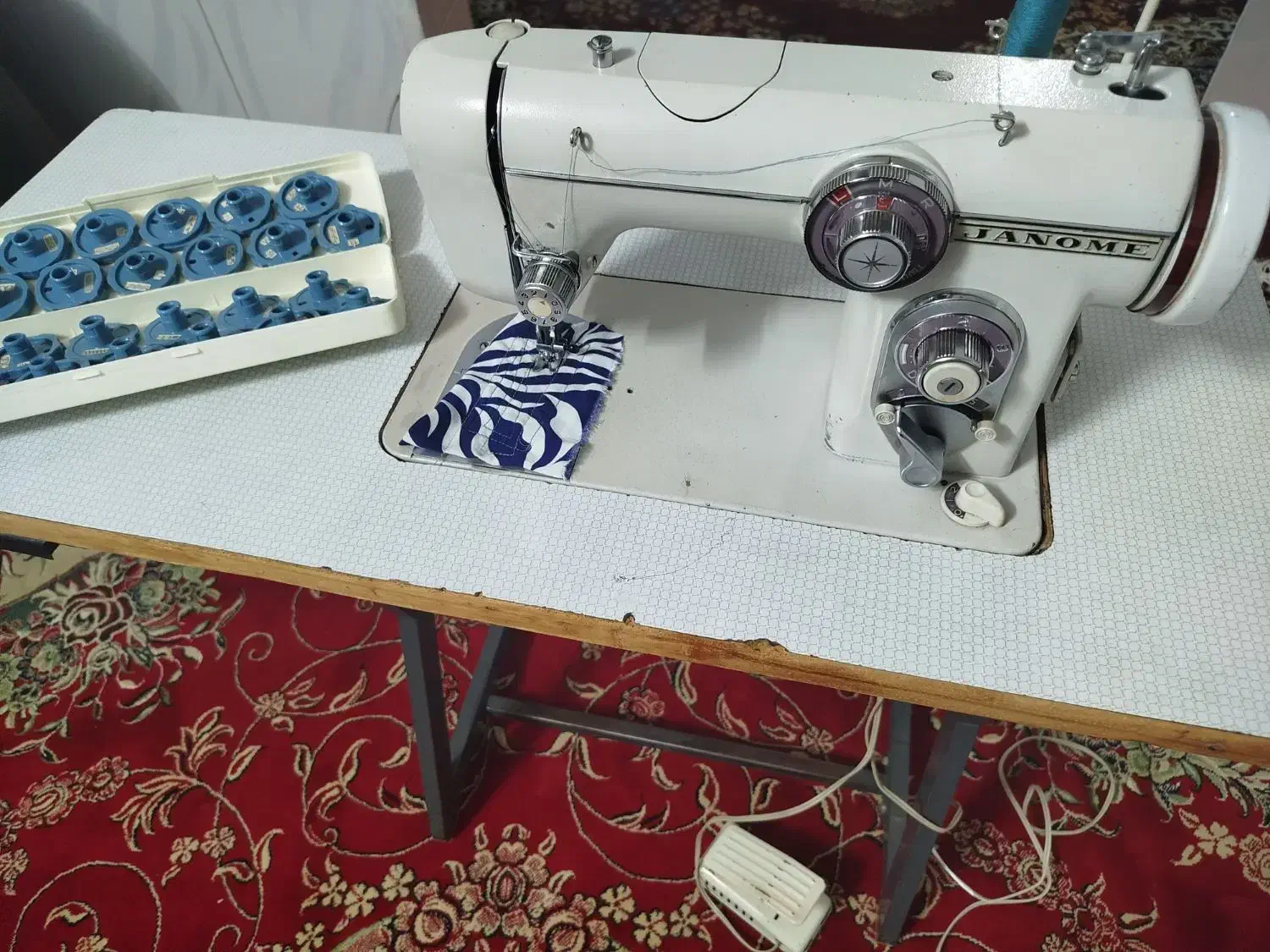 ژانومه ۶۷۲|چرخ خیاطی و ریسندگی|گنبد کاووس, |دیوار